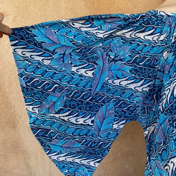 VTG 1970s Maxi Dress w Angel Sleeves Floral Batik Print OS - Picture 5 of 8